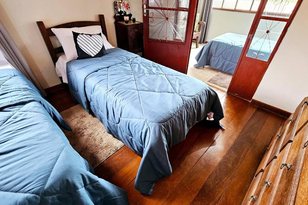 チラデンテス Casa Dos Coelhos, 750M Do Centro, Ate 12 Pessoasヴィラ エクステリア 写真