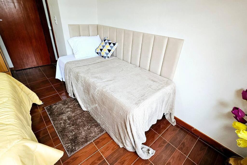 チラデンテス Casa Dos Coelhos, 750M Do Centro, Ate 12 Pessoasヴィラ エクステリア 写真