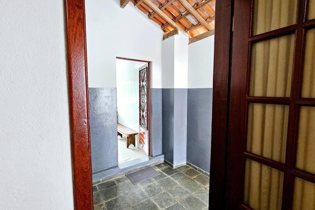 チラデンテス Casa Dos Coelhos, 750M Do Centro, Ate 12 Pessoasヴィラ エクステリア 写真