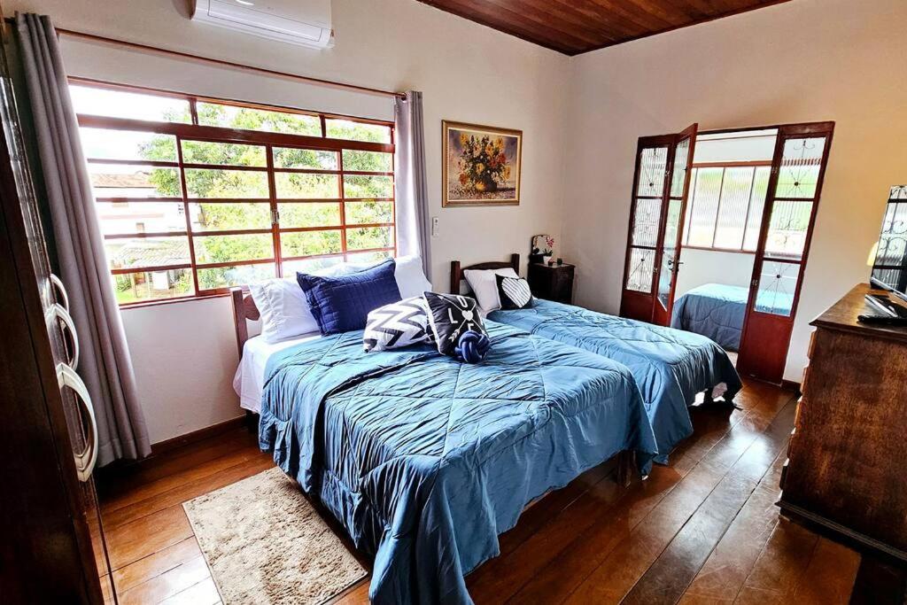 チラデンテス Casa Dos Coelhos, 750M Do Centro, Ate 12 Pessoasヴィラ エクステリア 写真