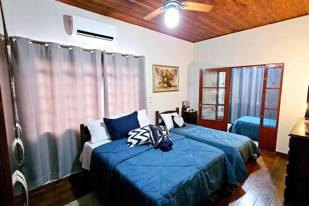 チラデンテス Casa Dos Coelhos, 750M Do Centro, Ate 12 Pessoasヴィラ エクステリア 写真